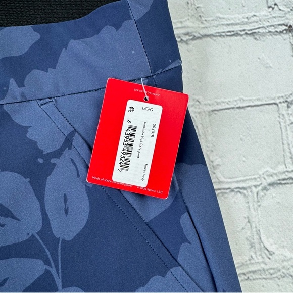 NWT Spanx Sunshine Kick Flare pants size L color floret navy blue - Picture 9 of 14